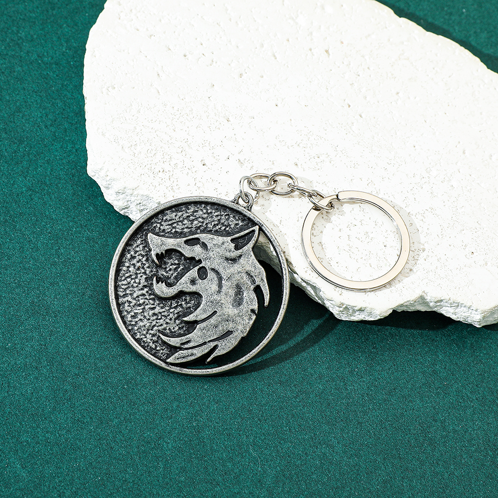 Vintage Wolf Head Keychain Gam - Vintage Necklace のレビューと価格