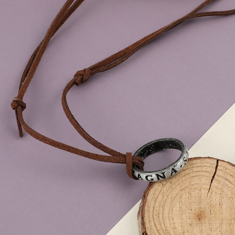 Game Anime Leather Chain Ring  - Vintage Necklace のレビューと価格