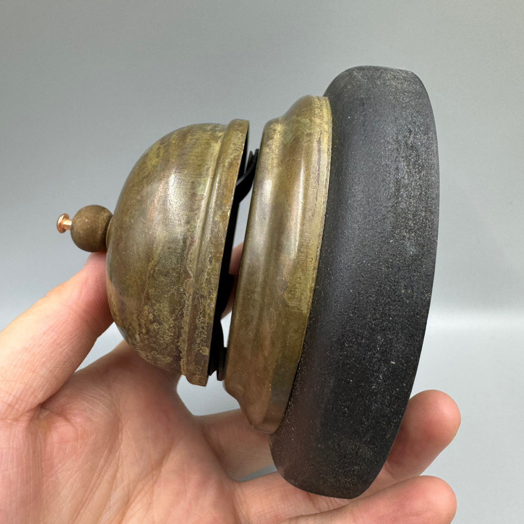Vintage Retro Brass Bell Repub - Vintage Collectible Bells のレビューと価格