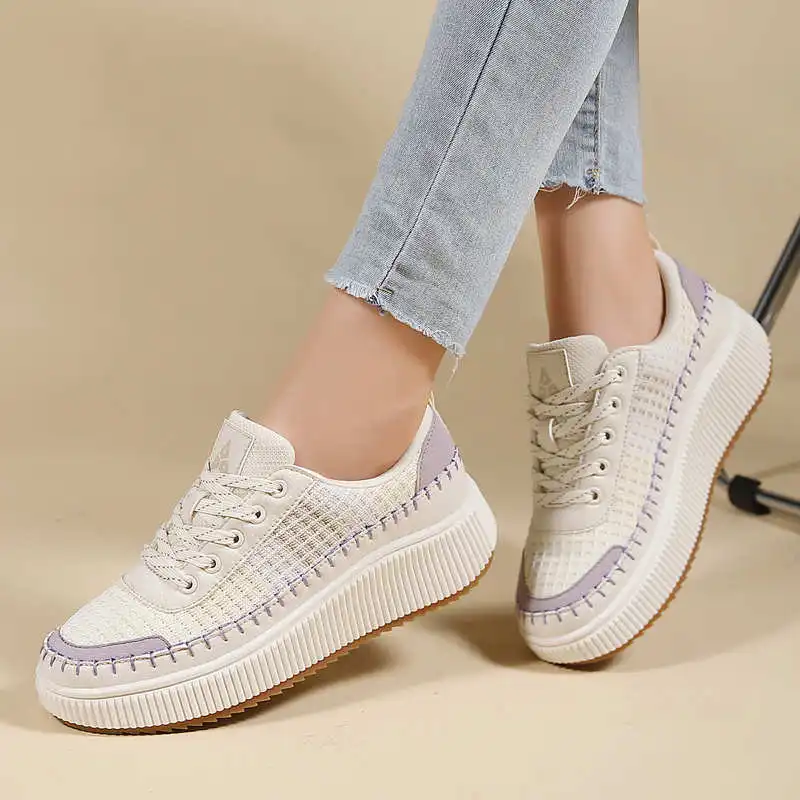 Brown Shoes Woman Flats Autumn - Collectible Vintage Golf Balls のレビューと価格