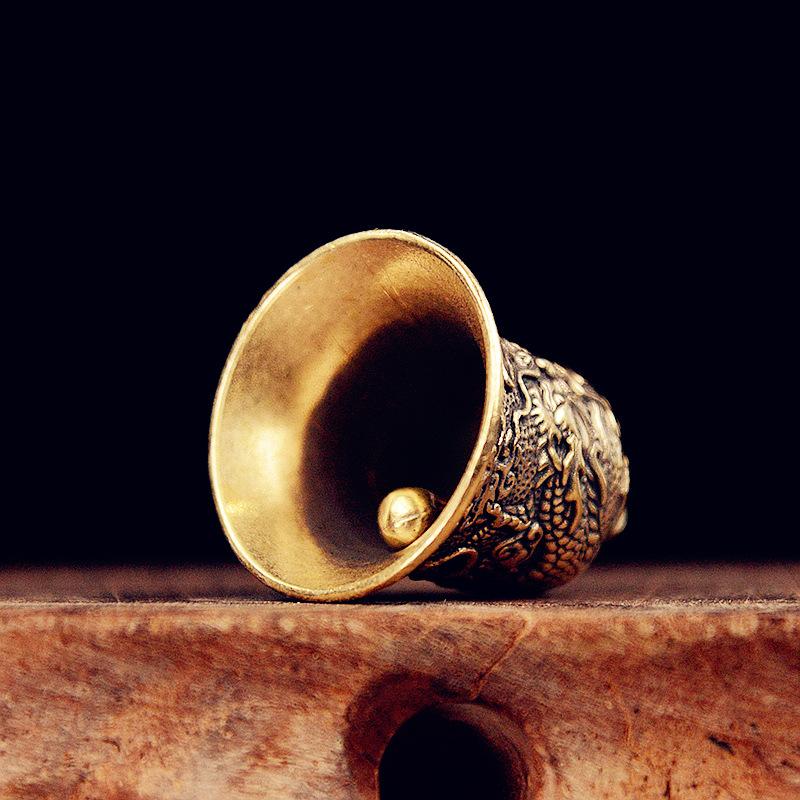 Vintage Brass Bell Carved Drag - Vintage Collectible Bells のレビューと価格
