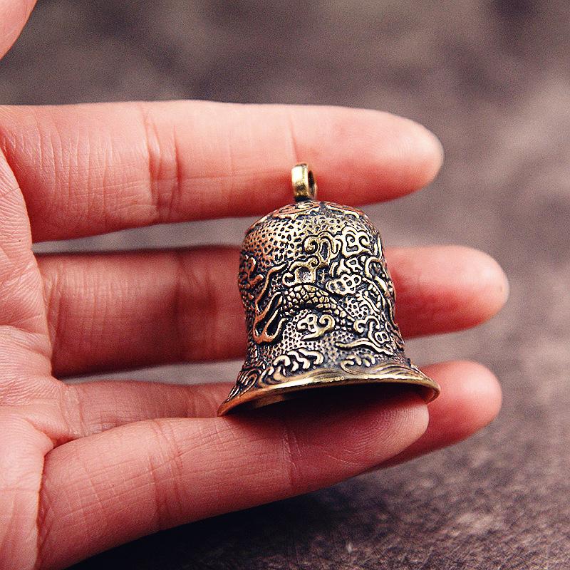 Vintage Brass Bell Carved Drag - Vintage Collectible Bells のレビューと価格
