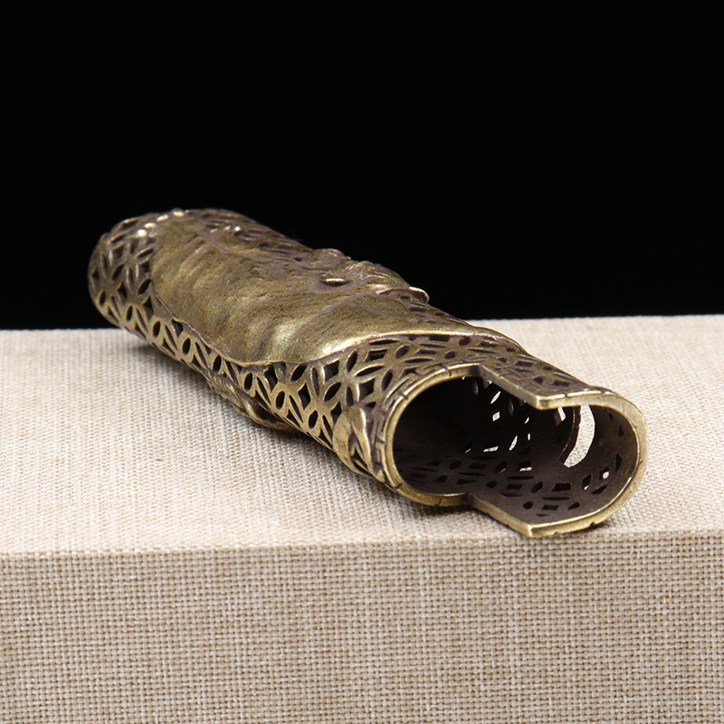 Vintage Brass Tiger Lighter Ac - Vintage Collectible Lighters のレビューと価格