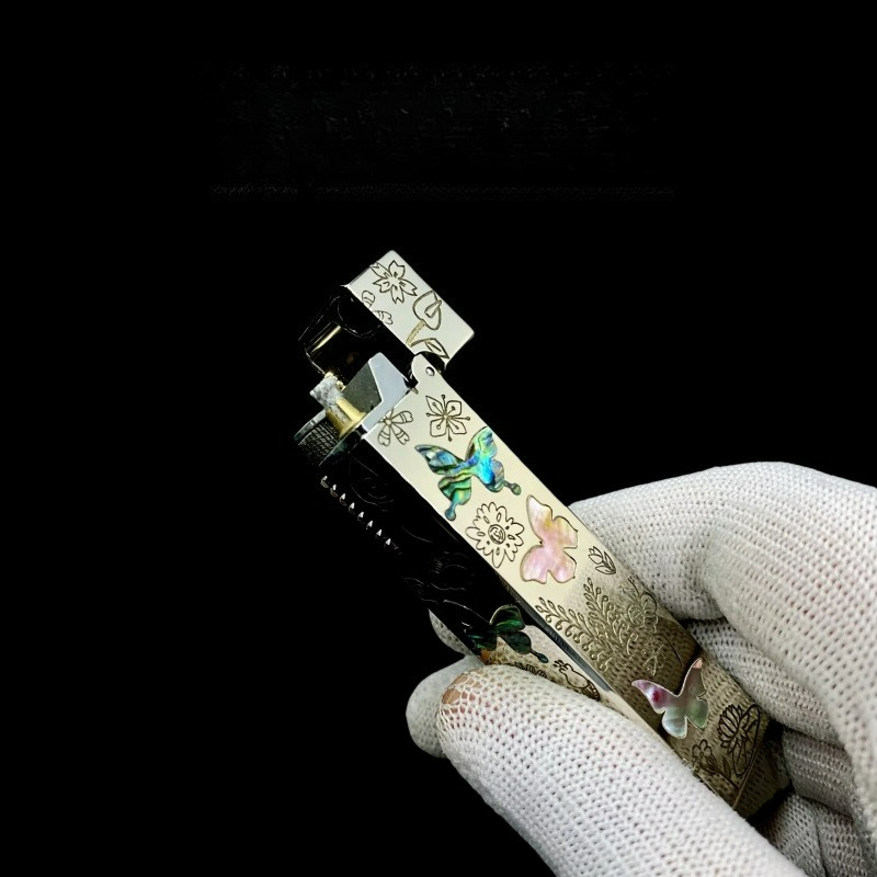 Unusual Brass Four sided Color - Vintage Collectible Lighters のレビューと価格