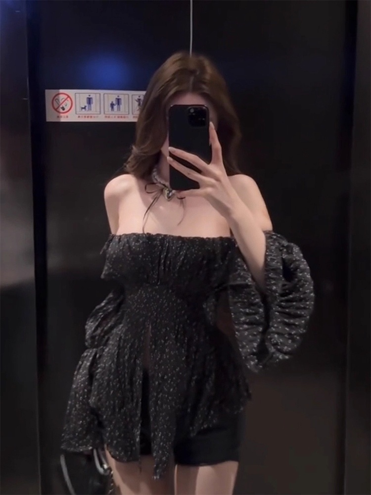 Black Bell Sleeve Top And High - Vintage Collectible Bells のレビューと価格