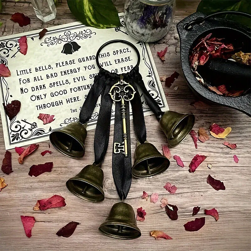 Witch Style Vintage Key with S - Vintage Collectible Bells のレビューと価格