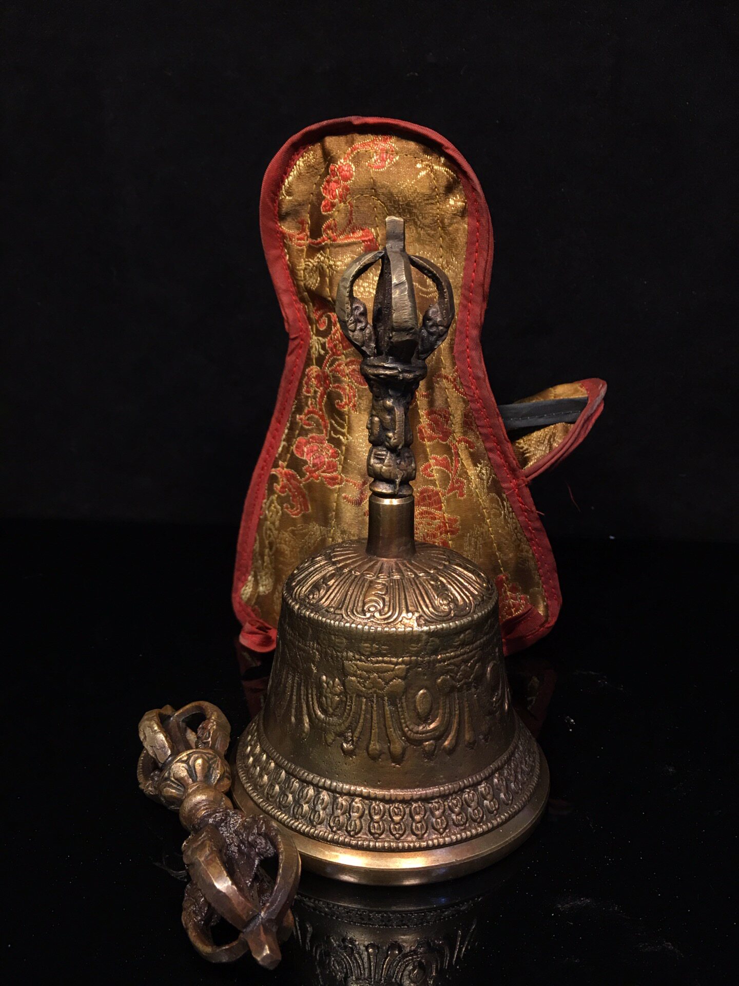 Vintage Pure Brass Vajra Bell  - Vintage Collectible Bells のレビューと価格