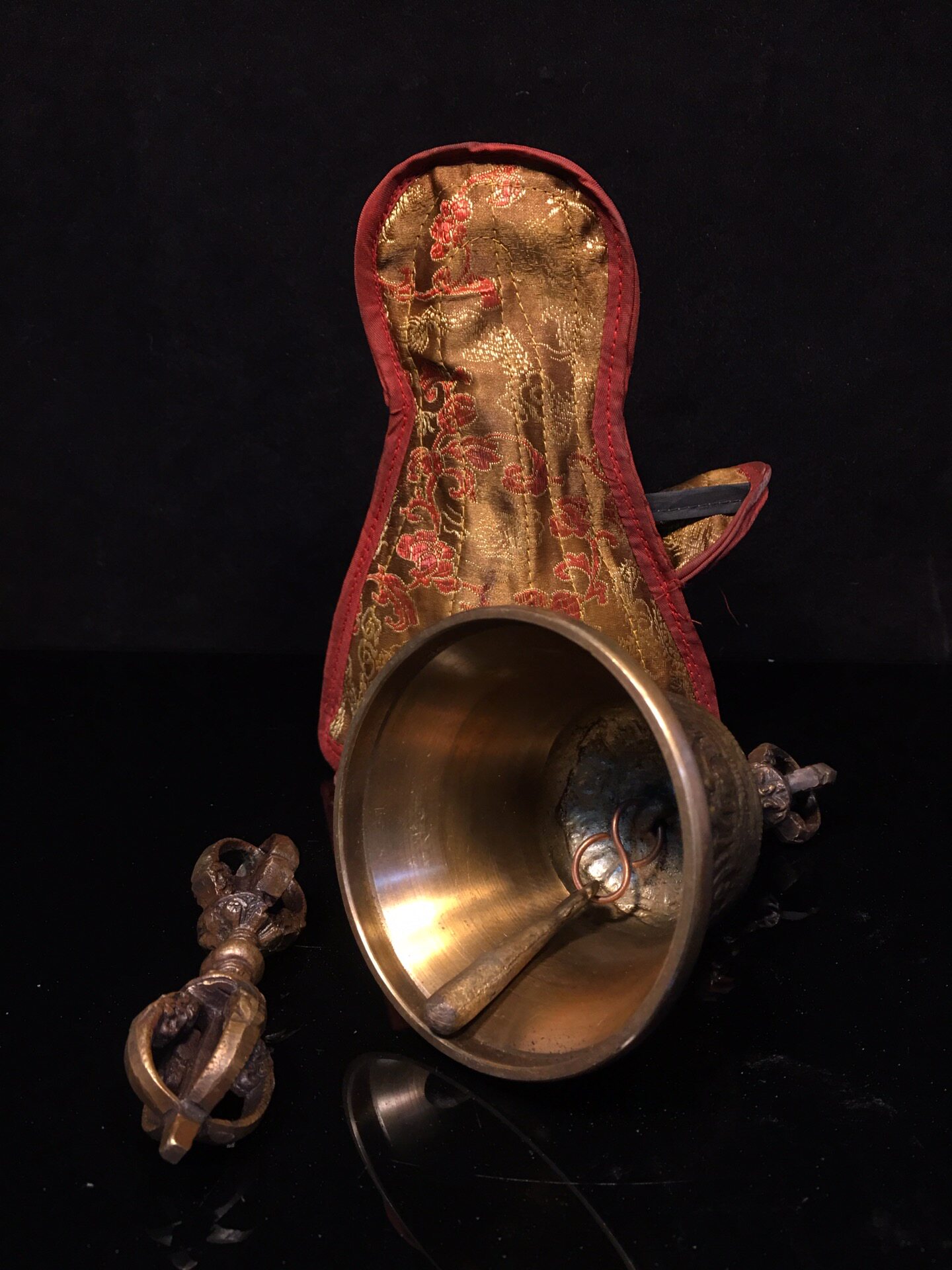 Vintage Pure Brass Vajra Bell  - Vintage Collectible Bells のレビューと価格
