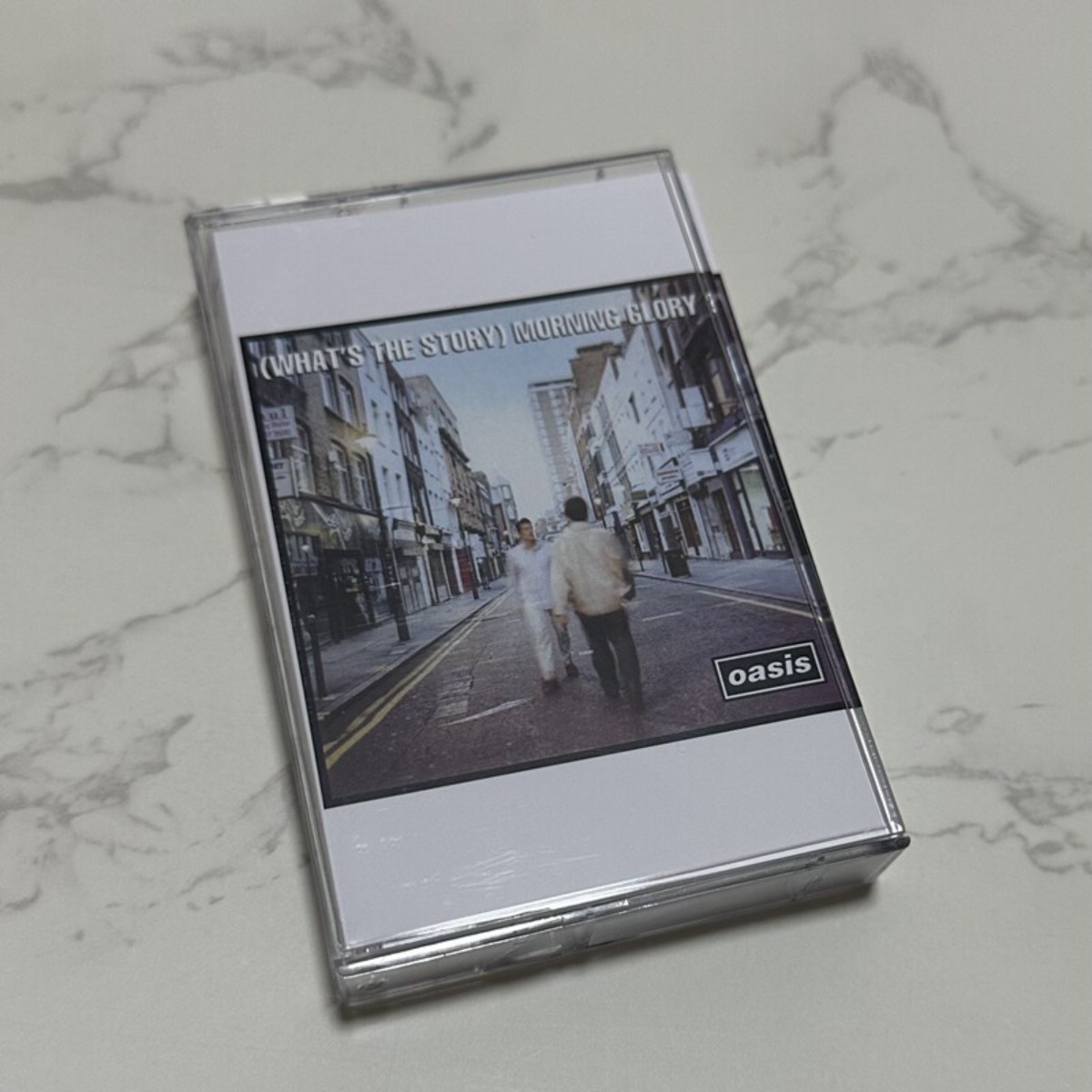 Oasis British Rock Band Casset - Vintage And Collectible のレビューと価格